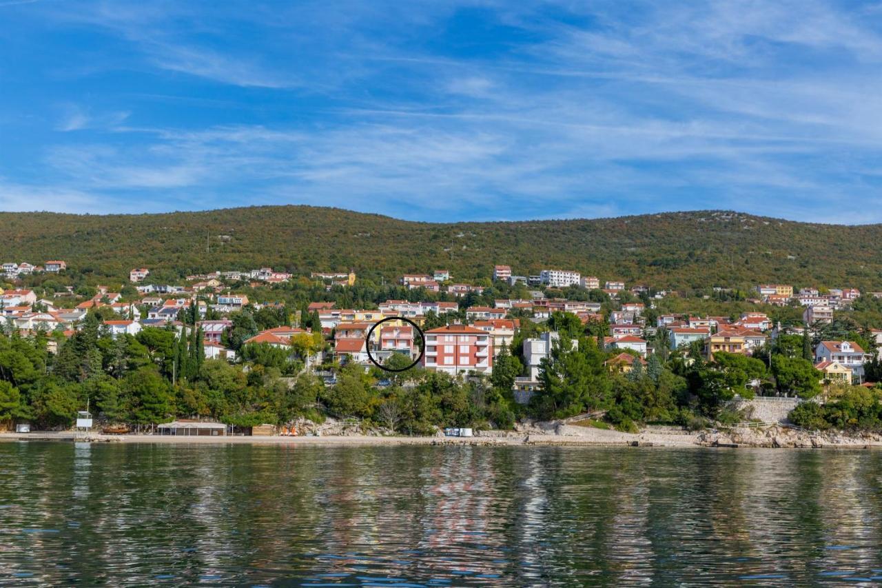 Apartment Davor Dramalj Esterno foto